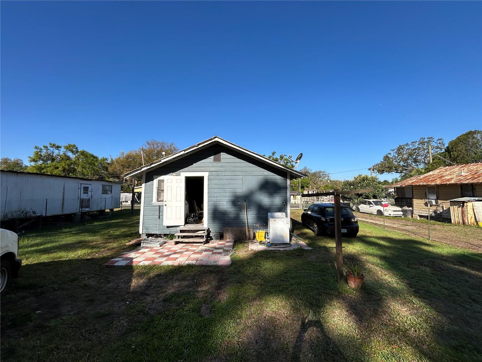 BEACON SQUARE - Residential