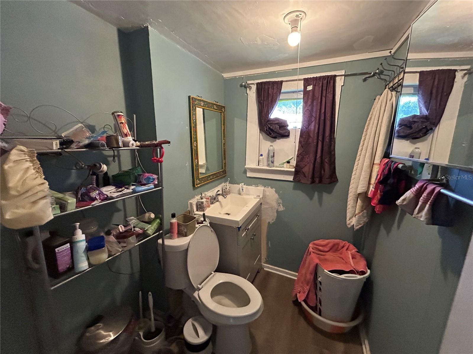 BEACON SQUARE - Residential