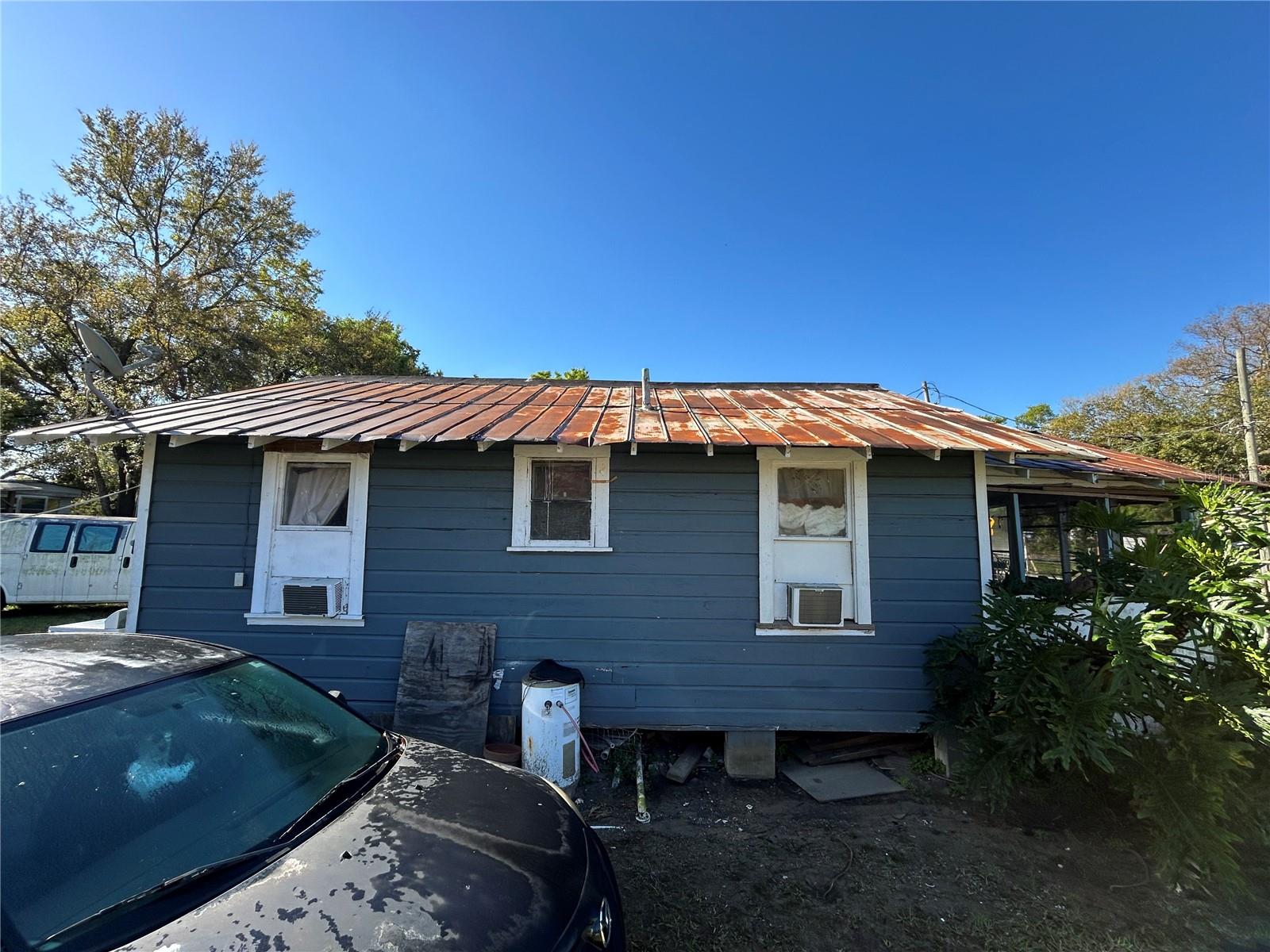 BEACON SQUARE - Residential