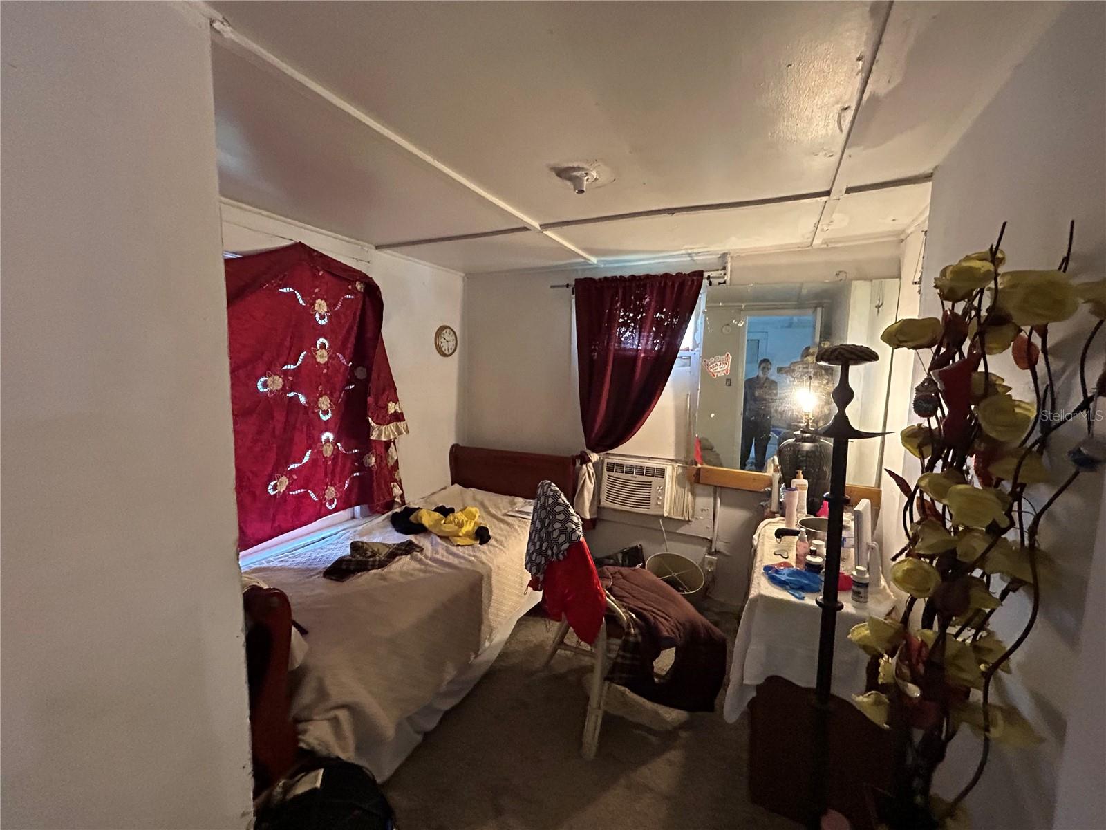 BEACON SQUARE - Residential