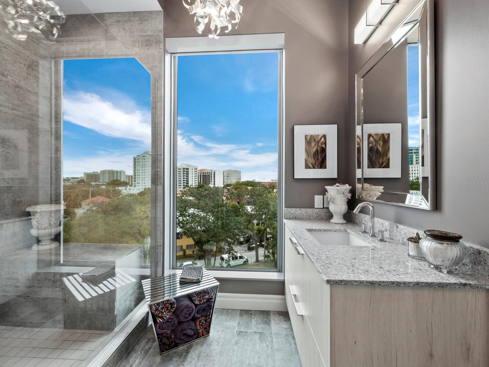 7 ONE ONE PALM - Residential