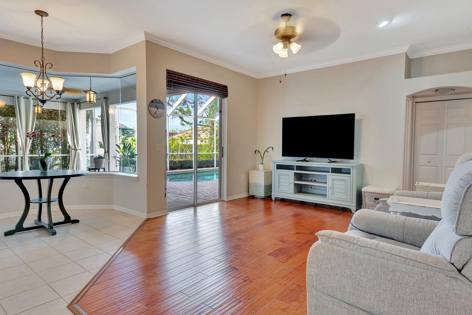 RIVERWALK VILLAGE SUBPHASE F - Residential