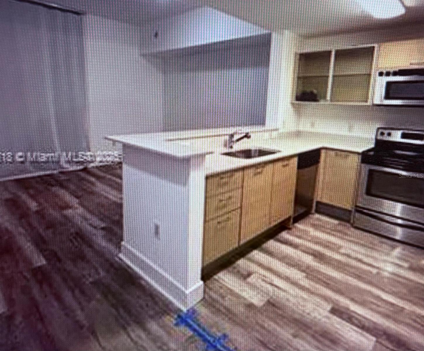 CITY 24 CONDO - Residential