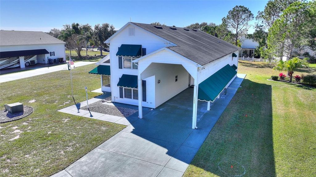 Photo of 1046 Caravan Loop, Polk City, FL 33868 (MLS # L4958004)
