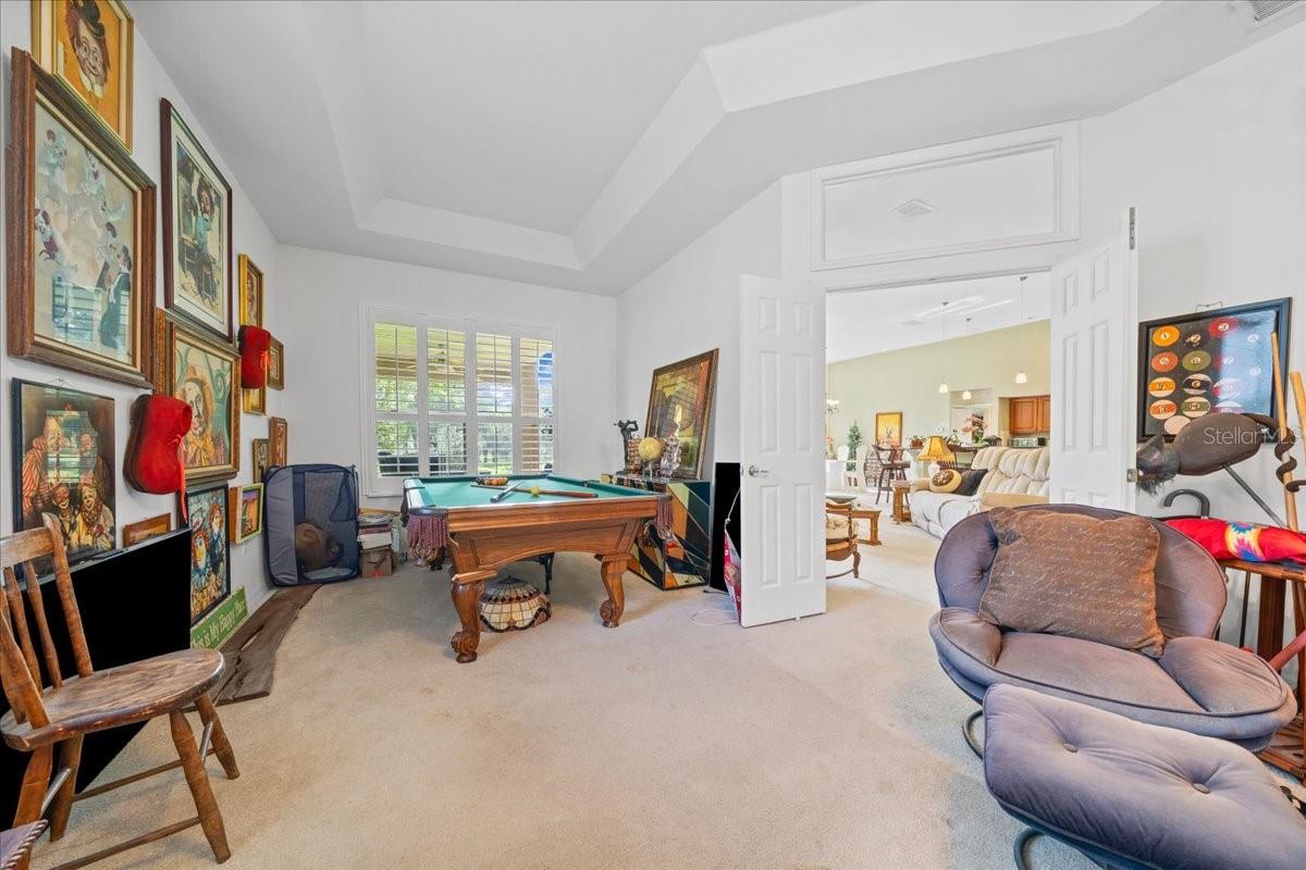 OAK RUN EAGLES POINT - Residential