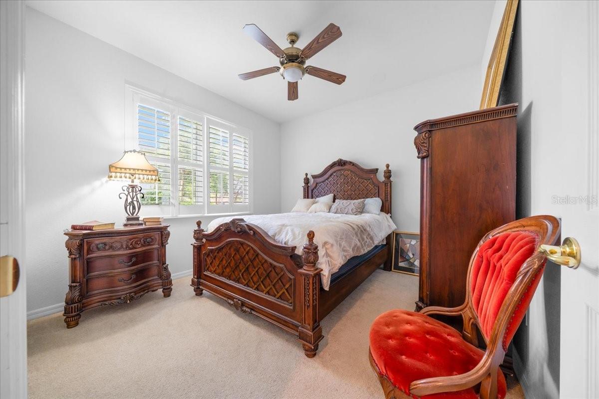 OAK RUN EAGLES POINT - Residential