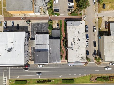 Tiny photo for 61 N Central Avenue, Umatilla, FL 32784 (MLS # G5111453)