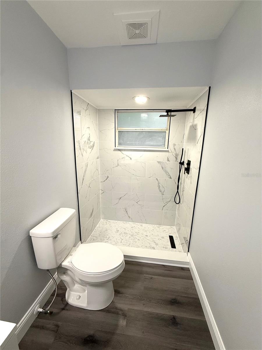 HIDDEN GLEN - Residential