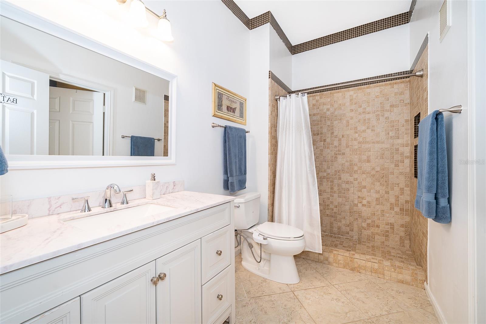 WATER STREET CONDO PH 8 - Residential
