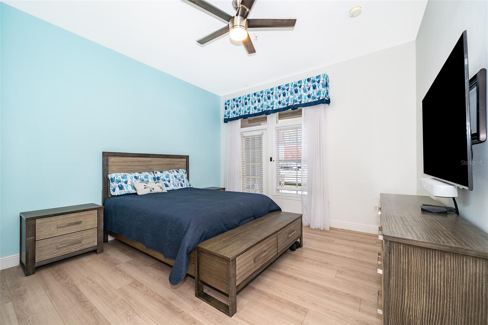 WATER STREET CONDO PH 8 - Residential