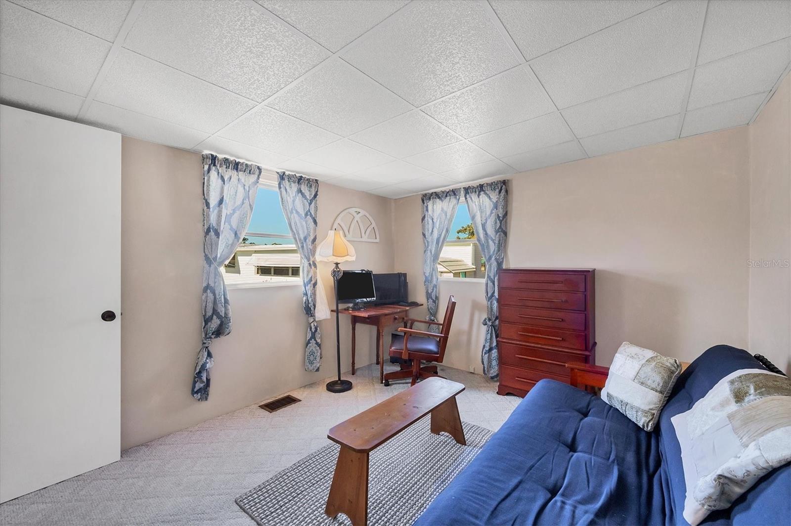 1760 - HOLIDAY PARK UNIT 1 - Residential