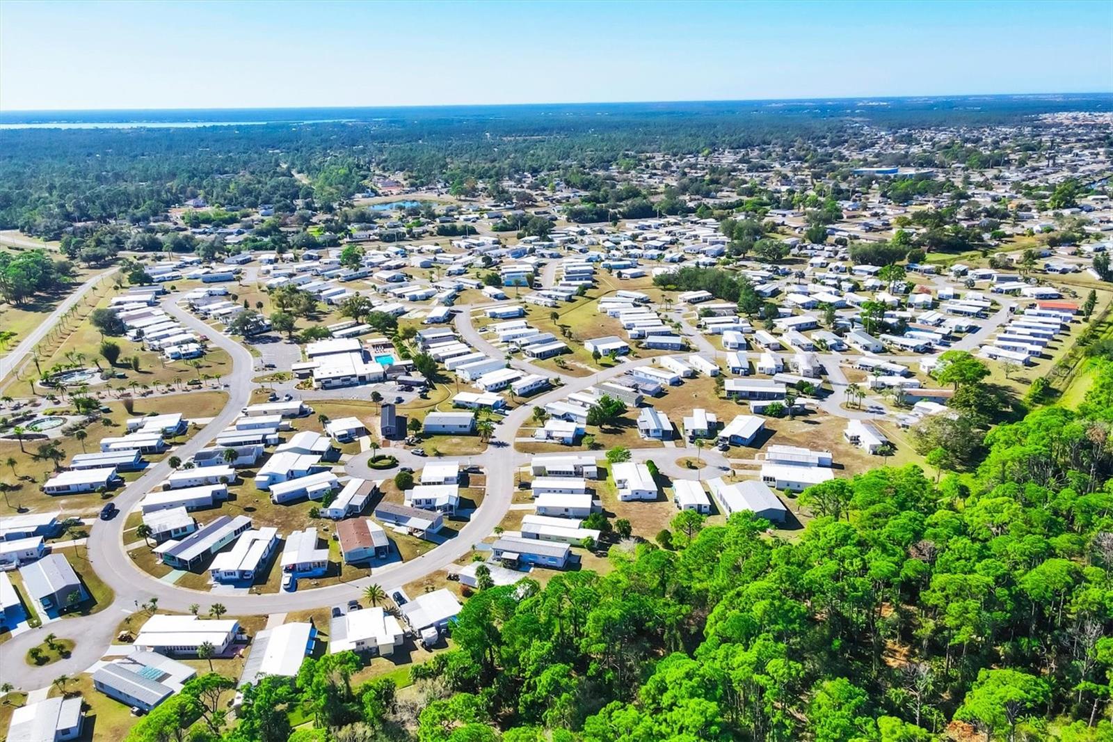 1760 - HOLIDAY PARK UNIT 1 - Residential