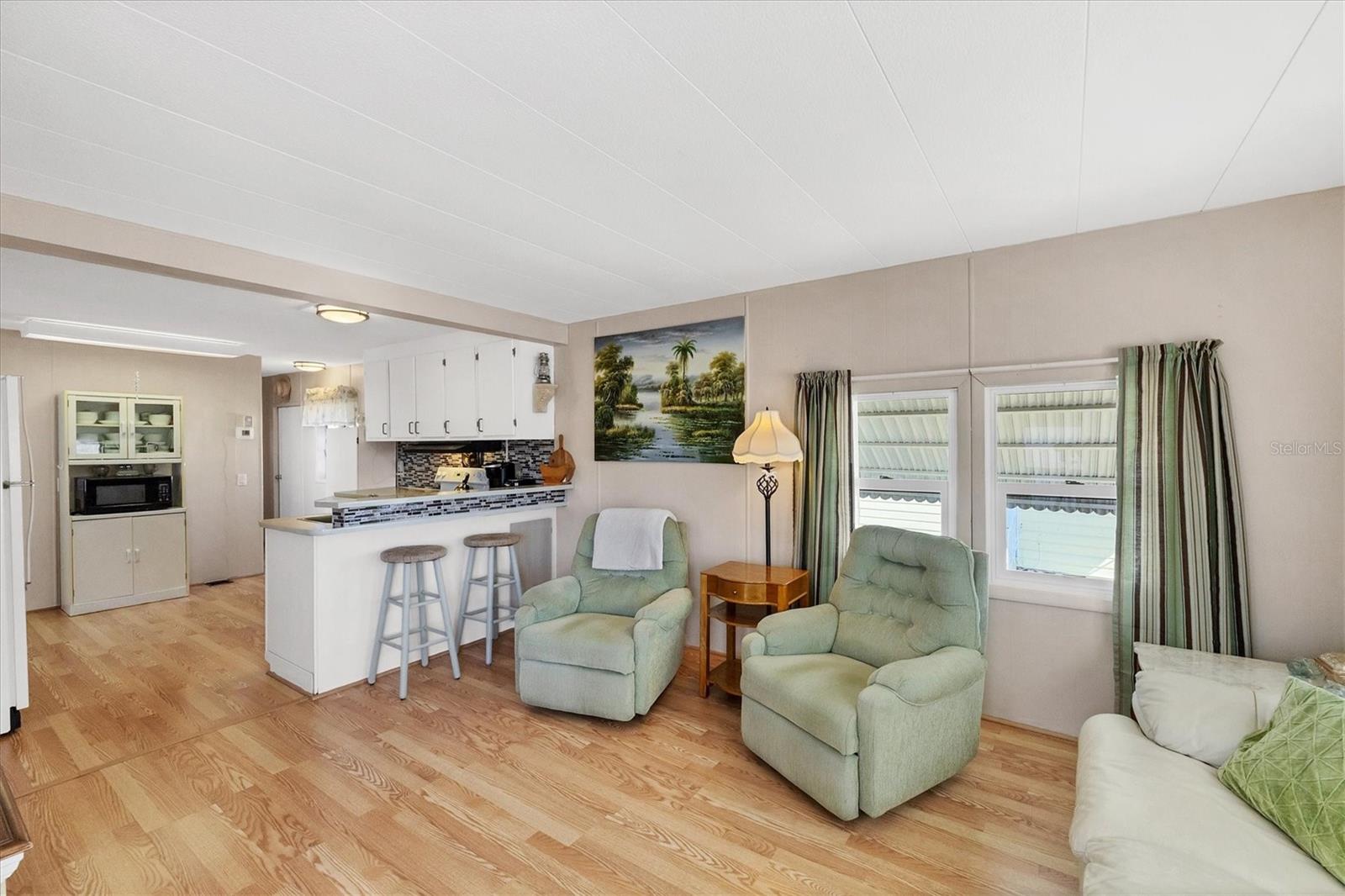 1760 - HOLIDAY PARK UNIT 1 - Residential