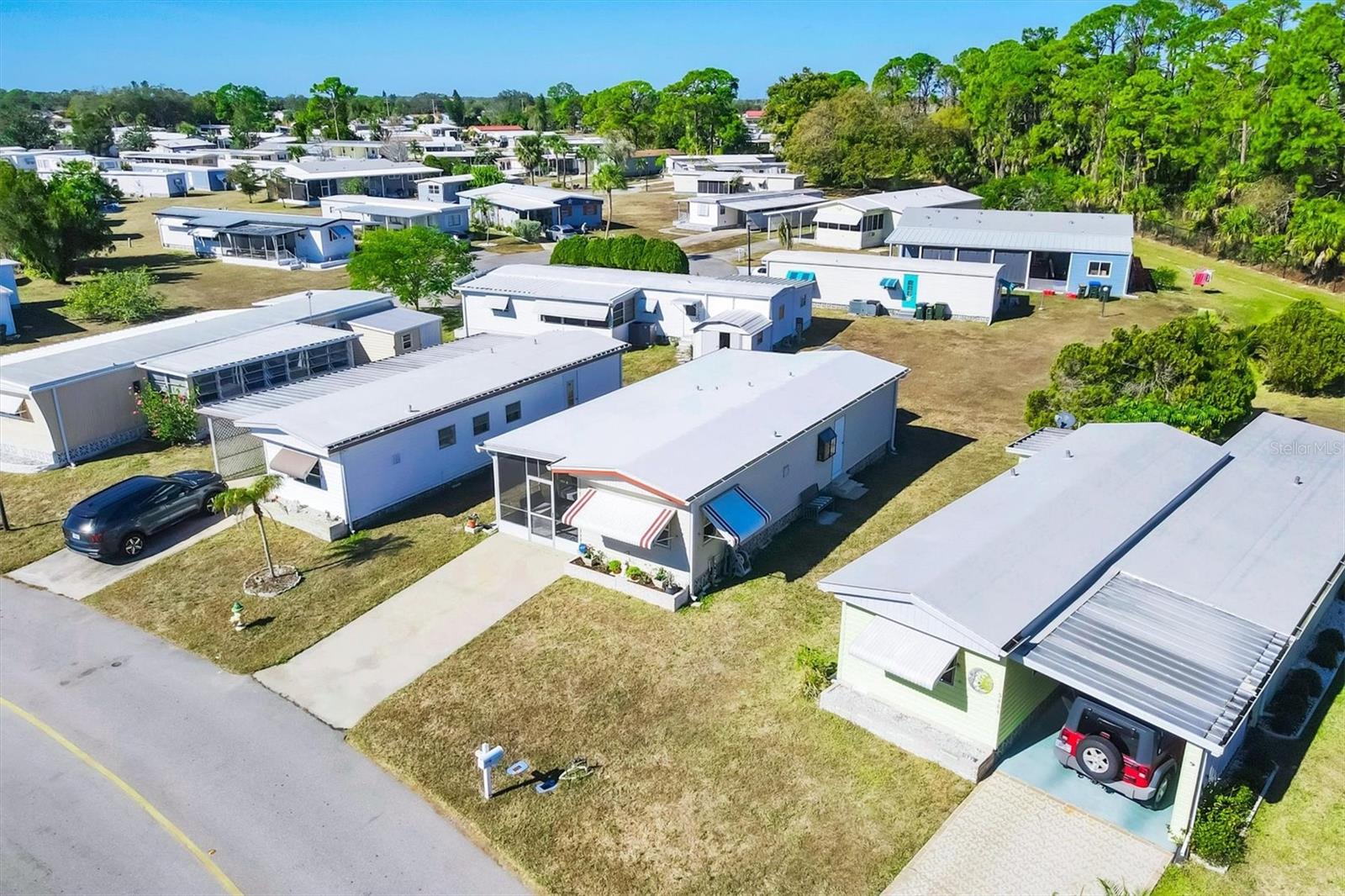 1760 - HOLIDAY PARK UNIT 1 - Residential