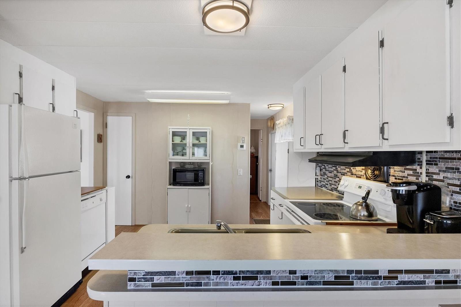 1760 - HOLIDAY PARK UNIT 1 - Residential