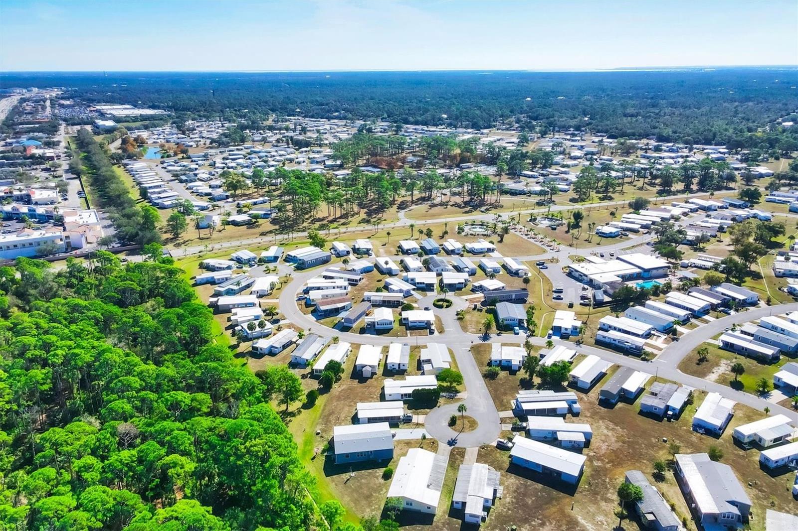 1760 - HOLIDAY PARK UNIT 1 - Residential