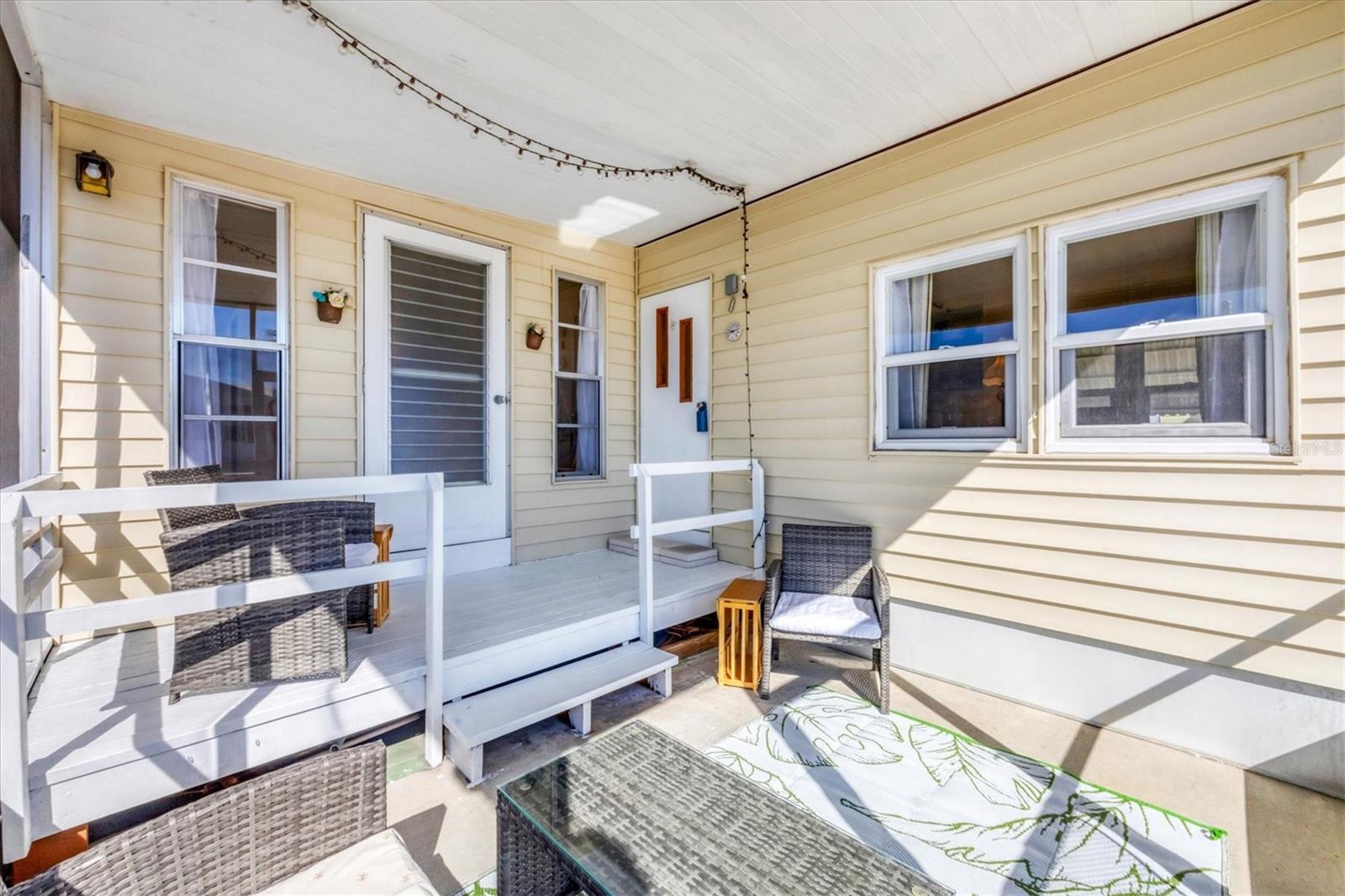 1760 - HOLIDAY PARK UNIT 1 - Residential