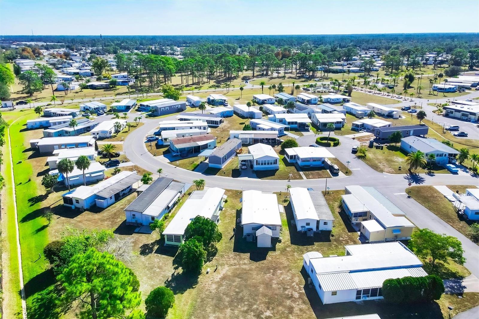 1760 - HOLIDAY PARK UNIT 1 - Residential