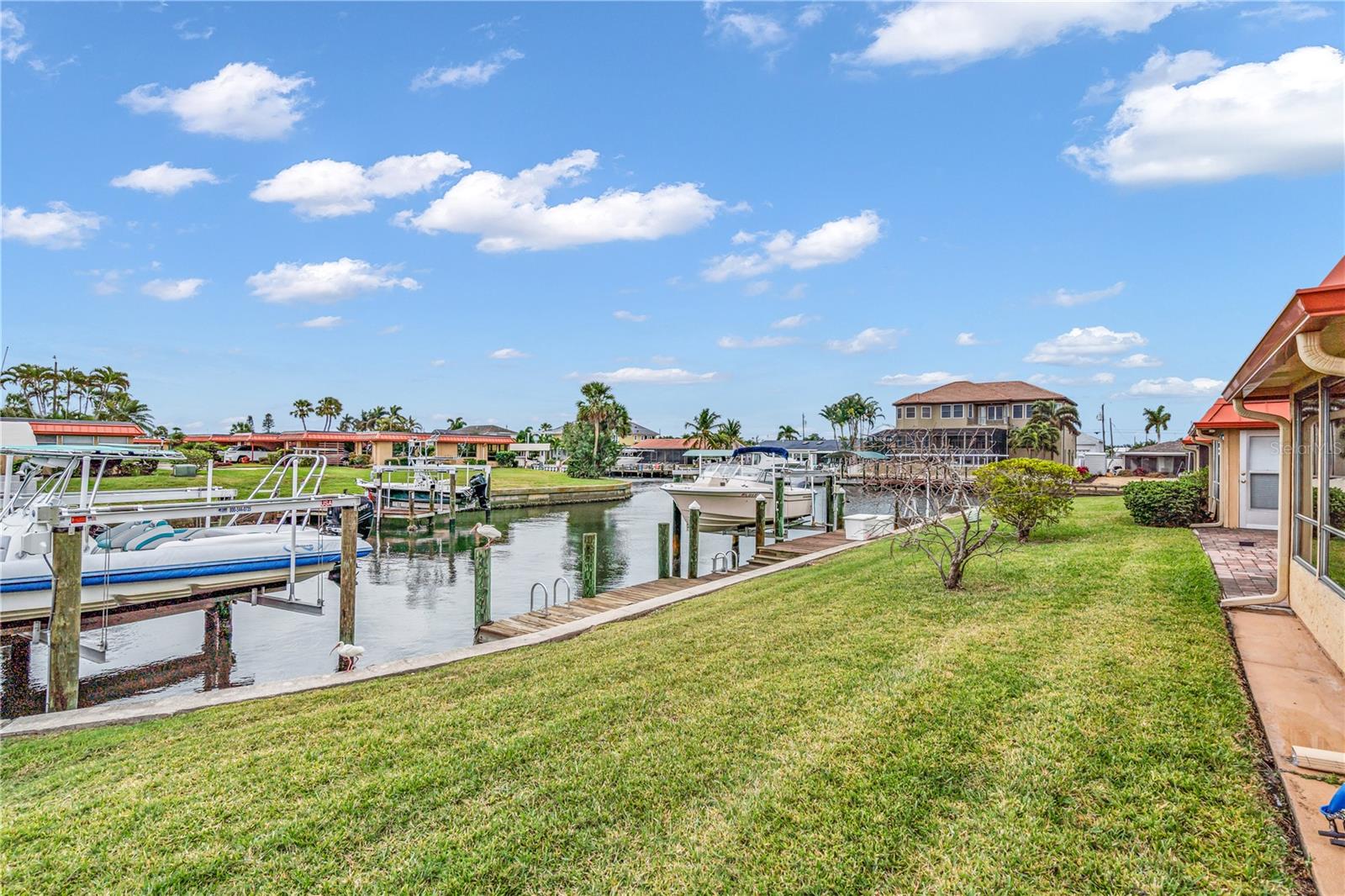 PALMA SOLA HARBOUR SEC 4 - Residential