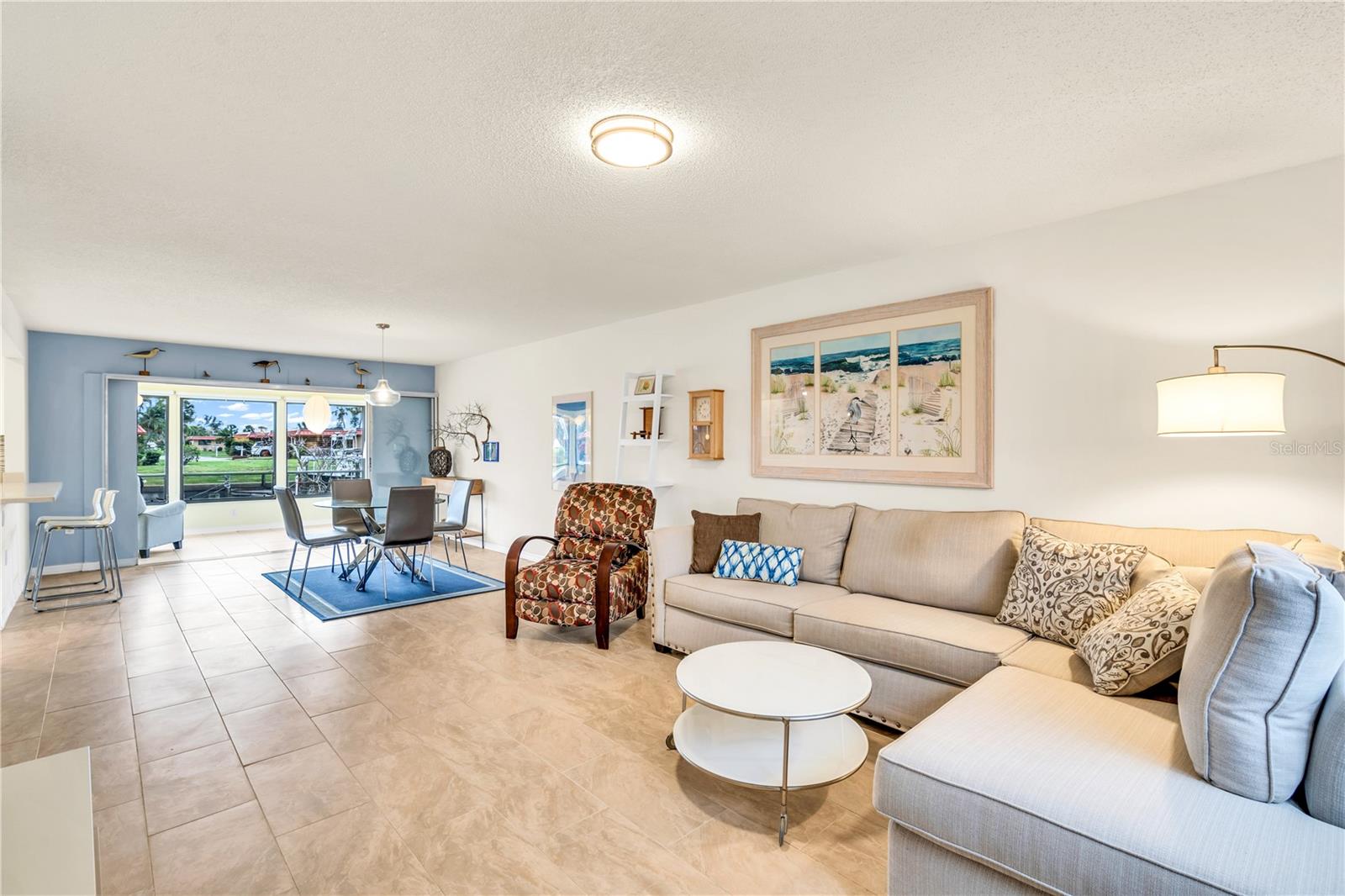 PALMA SOLA HARBOUR SEC 4 - Residential