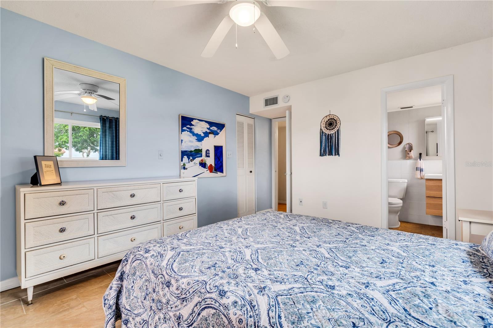 PALMA SOLA HARBOUR SEC 4 - Residential