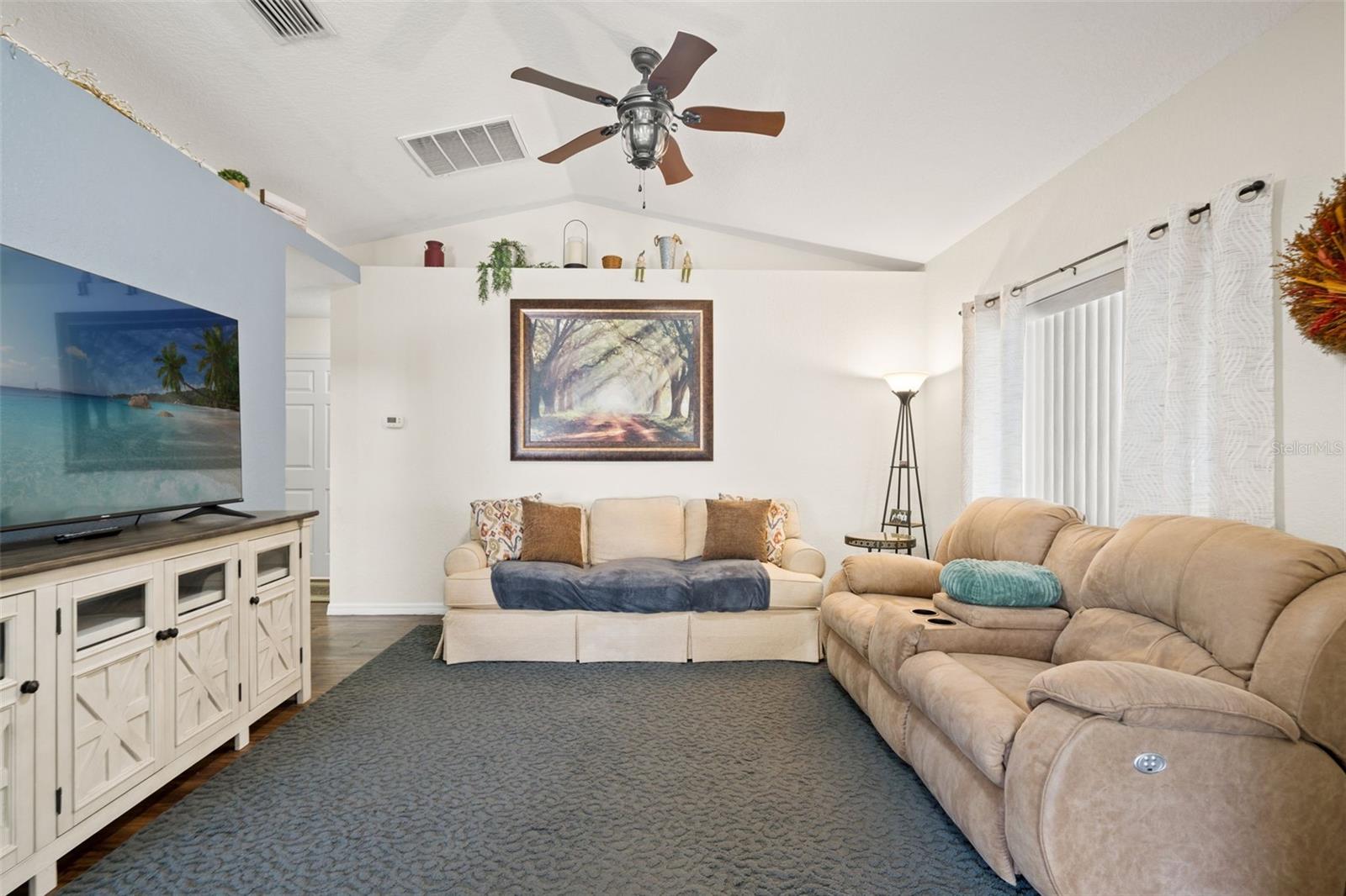 BLUFFS THE AT THE HEATHER IV - Residential