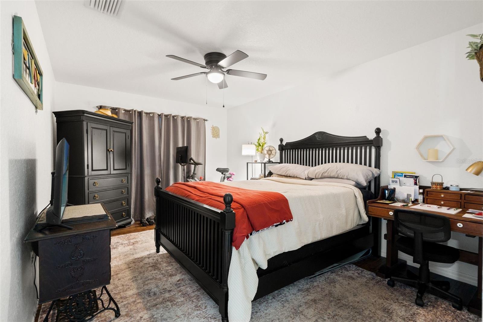 BLUFFS THE AT THE HEATHER IV - Residential