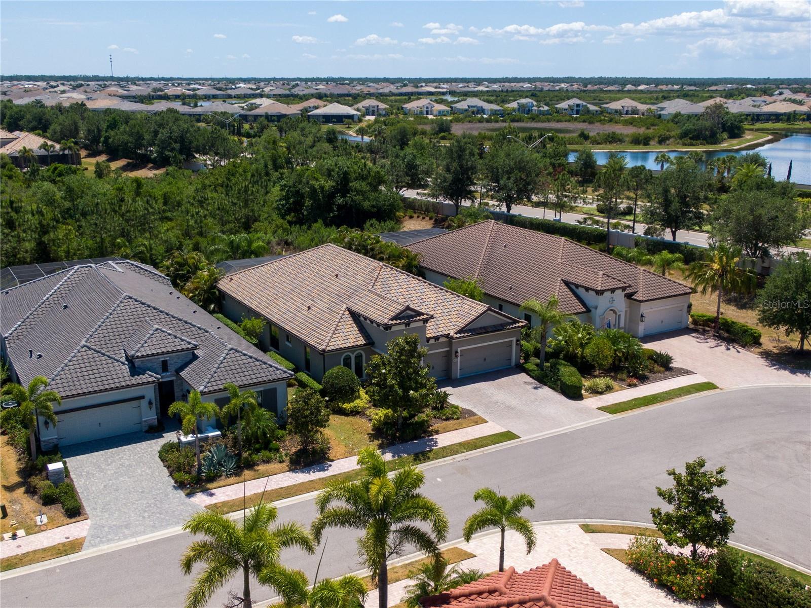 COUNTRY CLUB EAST AT LAKEWD RNCH UU1B&1C - Residential