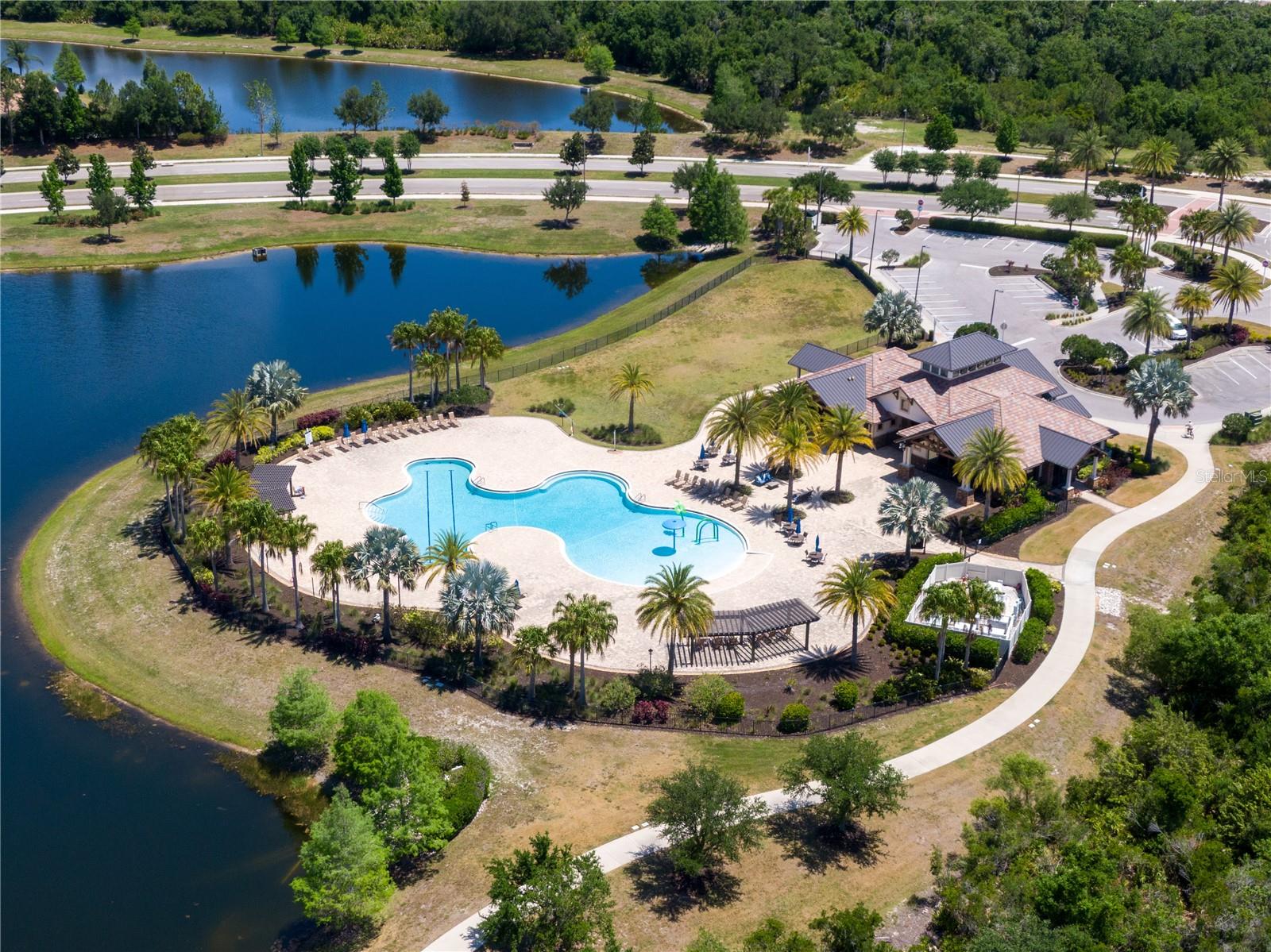 COUNTRY CLUB EAST AT LAKEWD RNCH UU1B&1C - Residential