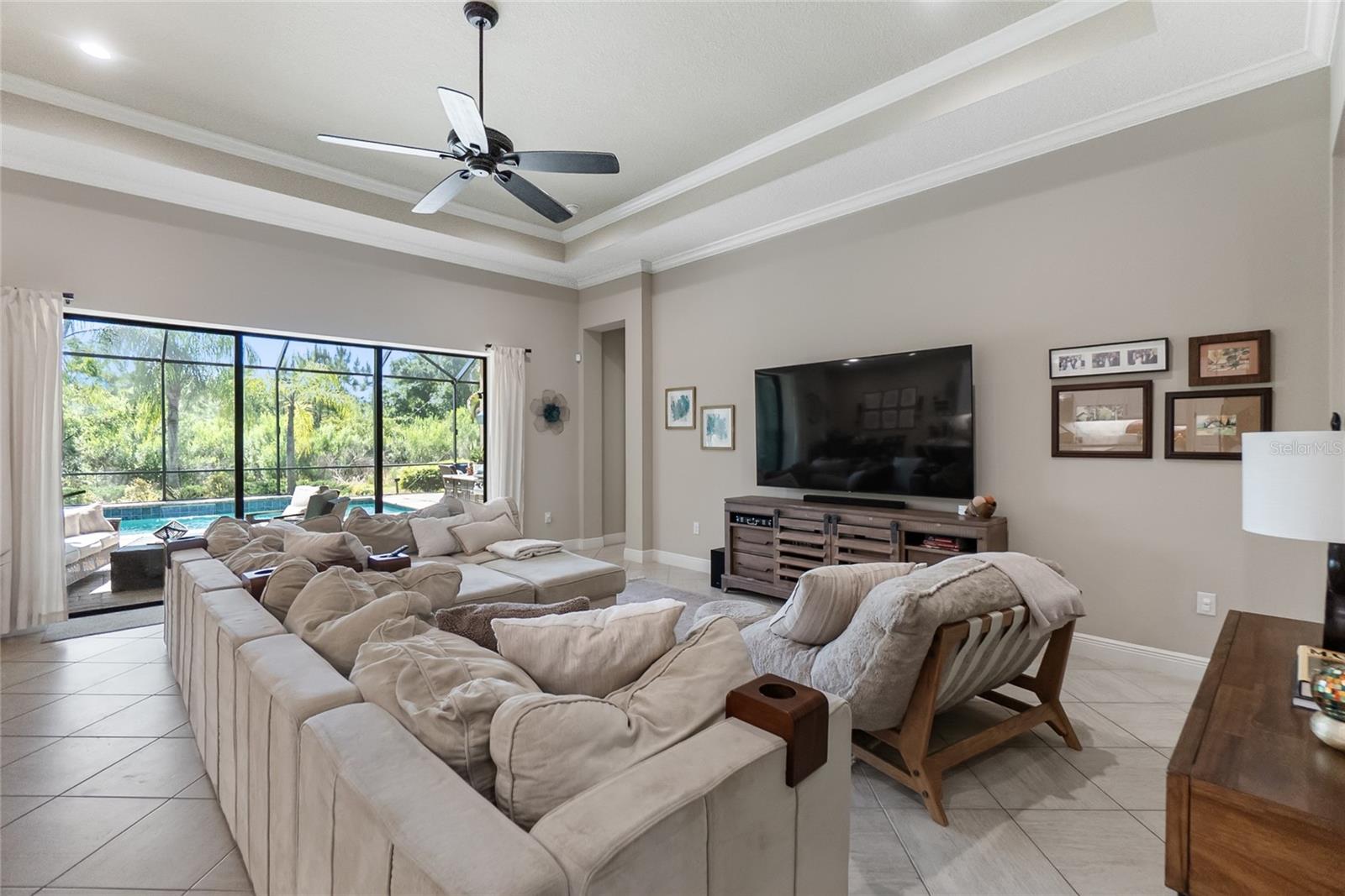 COUNTRY CLUB EAST AT LAKEWD RNCH UU1B&1C - Residential