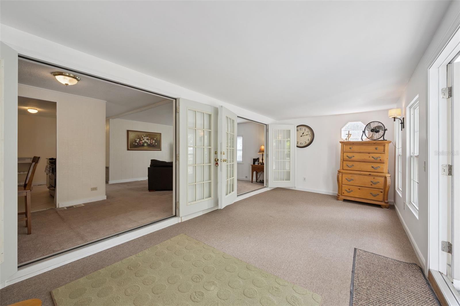 FOREST THE - Residential