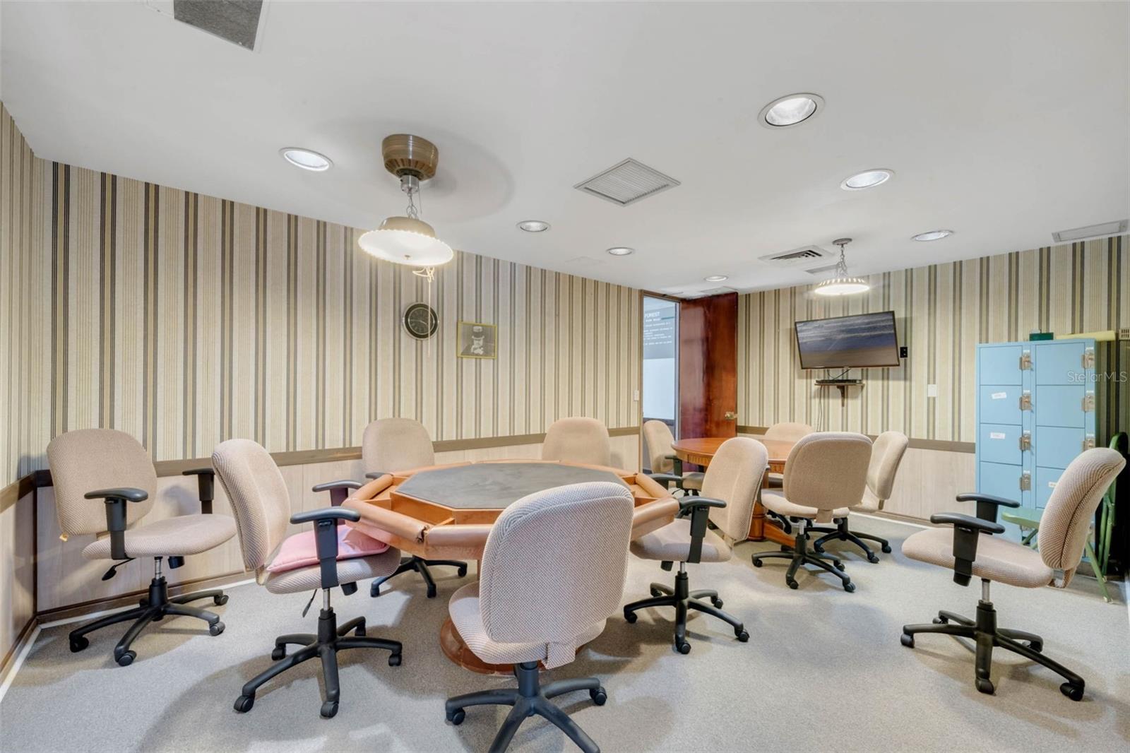 FOREST THE - Residential