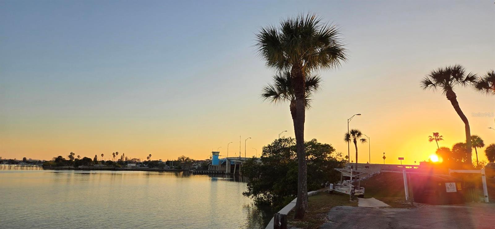 LES CHATEAUX CONDO - Residential