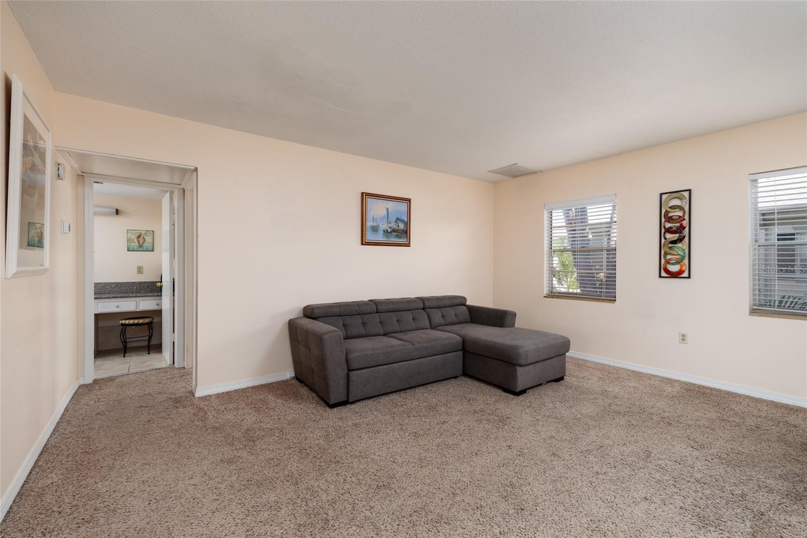 LES CHATEAUX CONDO - Residential