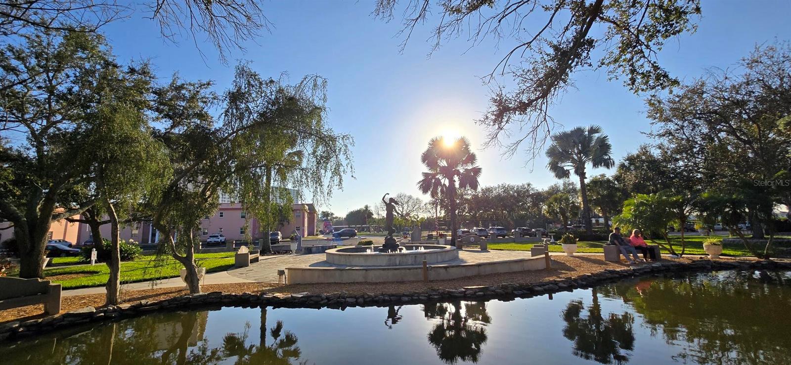 LES CHATEAUX CONDO - Residential