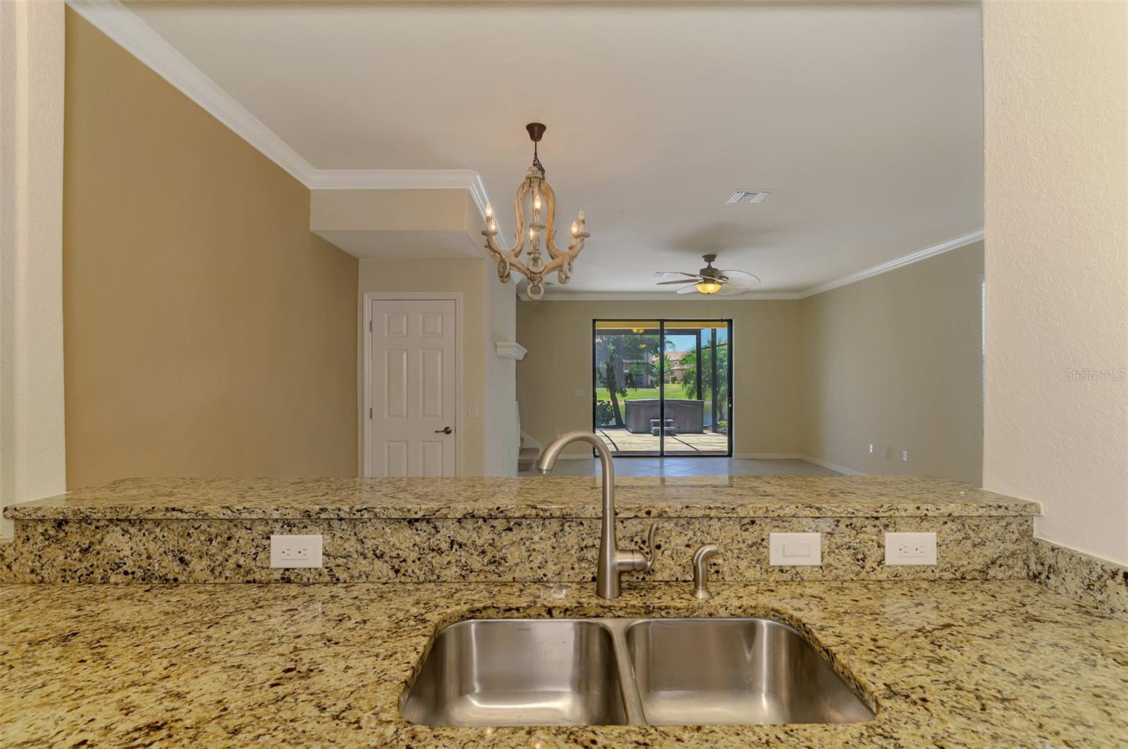 GRAN PARADISO, TWNHMS 1A - Residential Lease