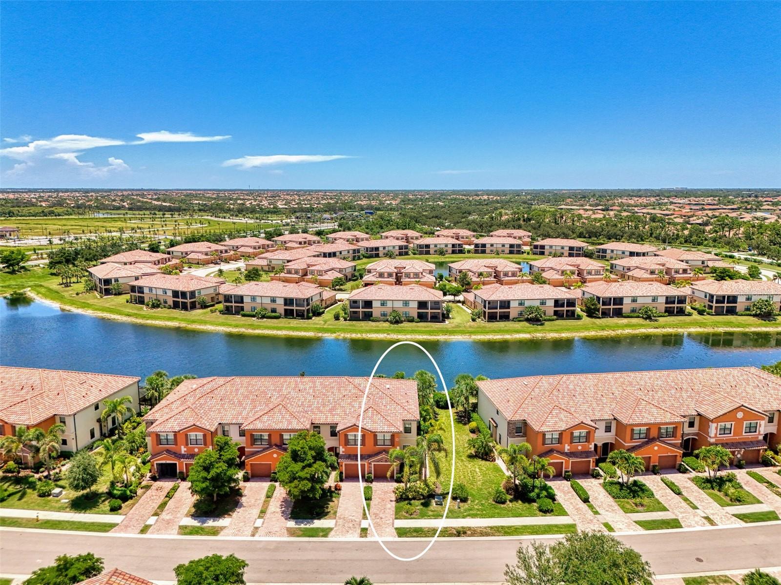 GRAN PARADISO, TWNHMS 1A - Residential Lease