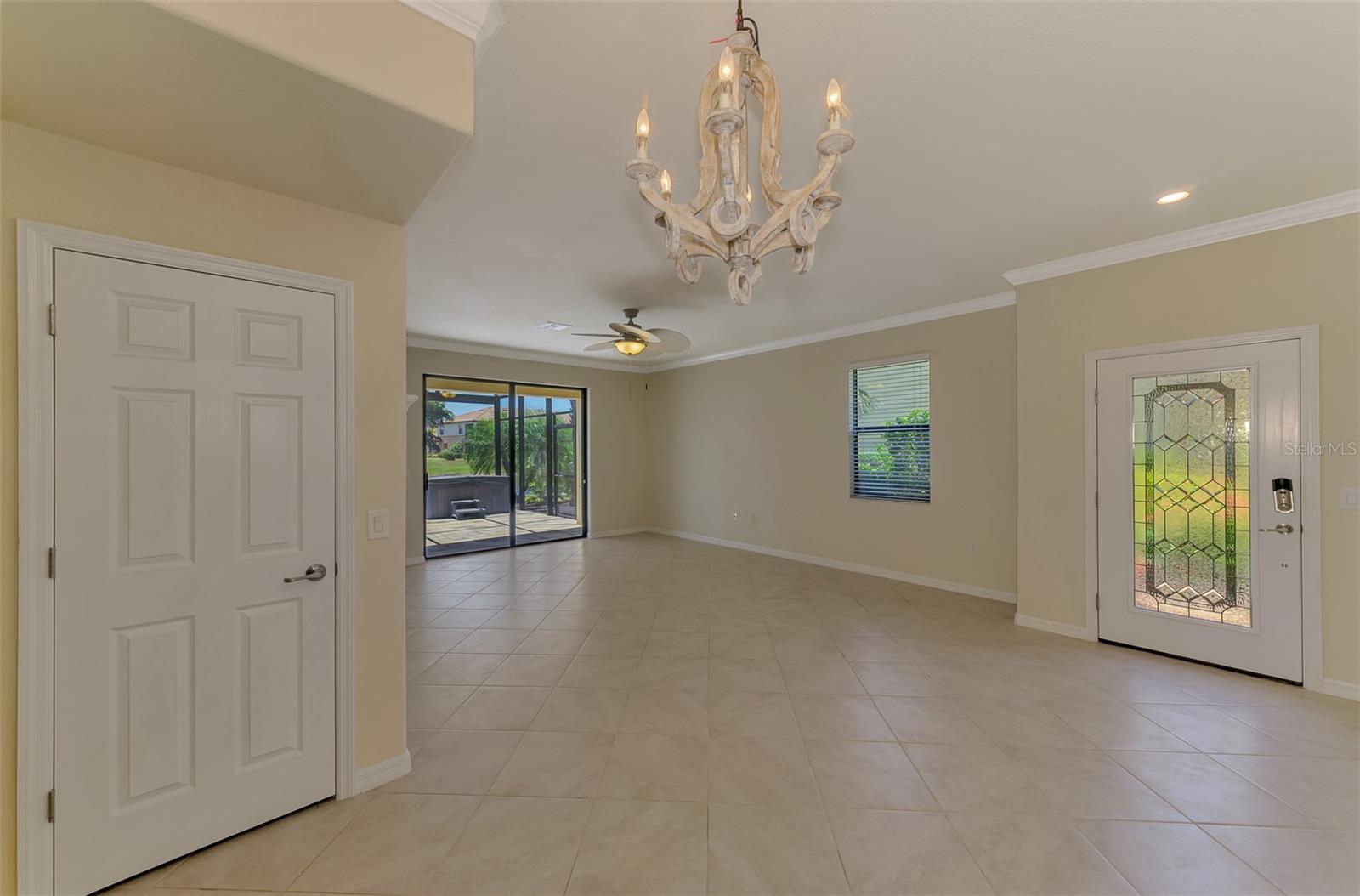 GRAN PARADISO, TWNHMS 1A - Residential Lease