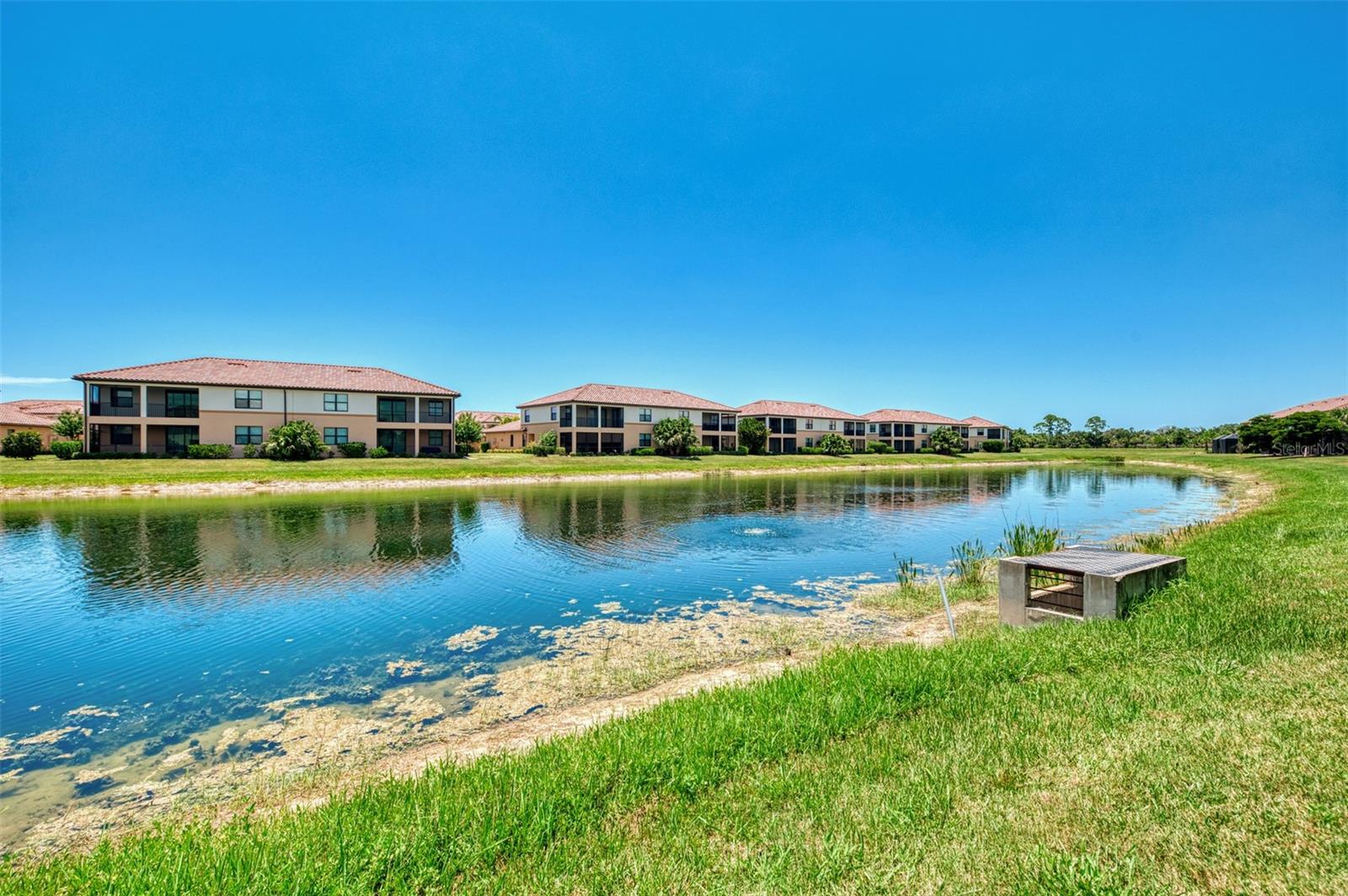 GRAN PARADISO, TWNHMS 1A - Residential Lease