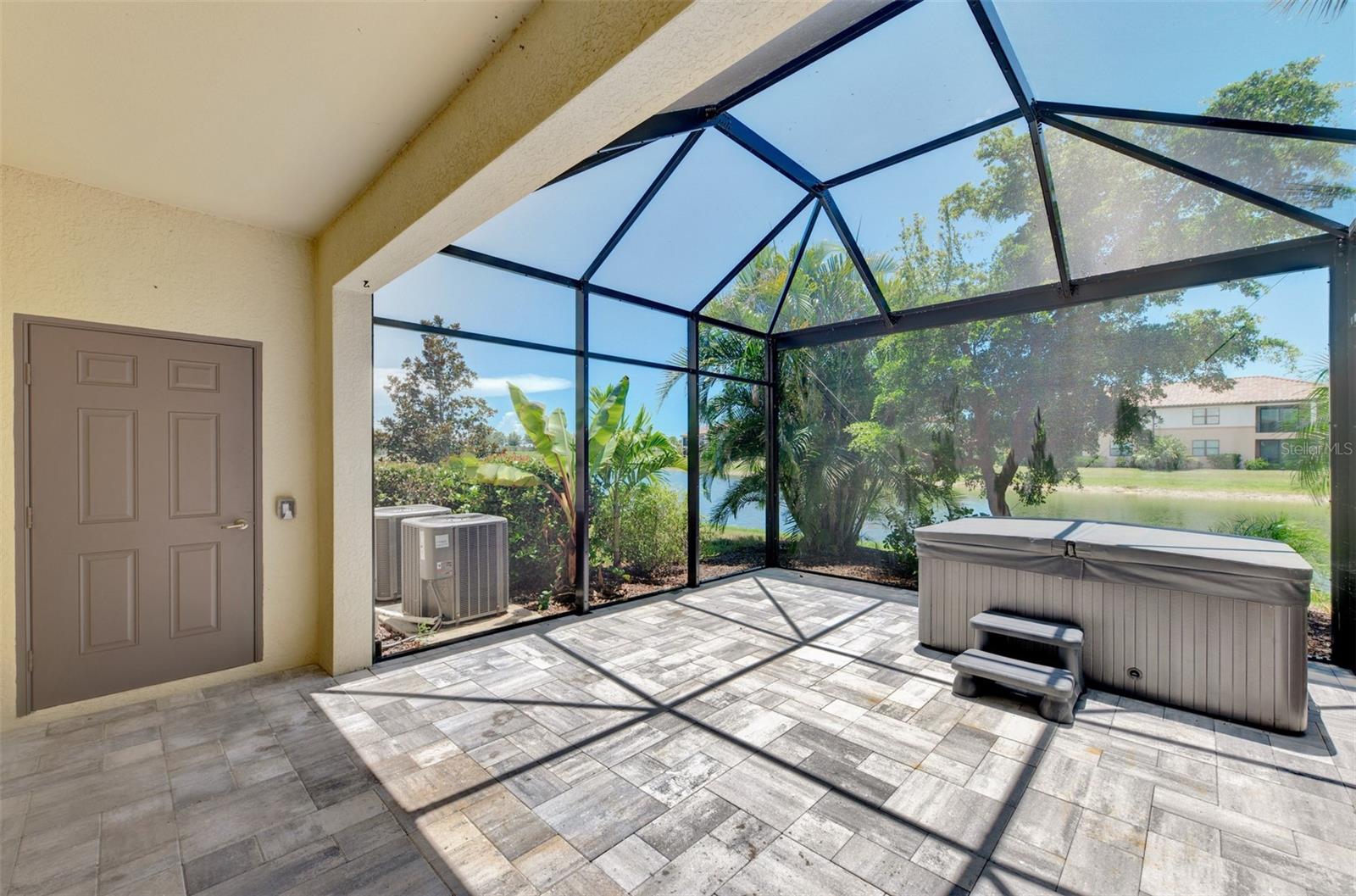 GRAN PARADISO, TWNHMS 1A - Residential Lease