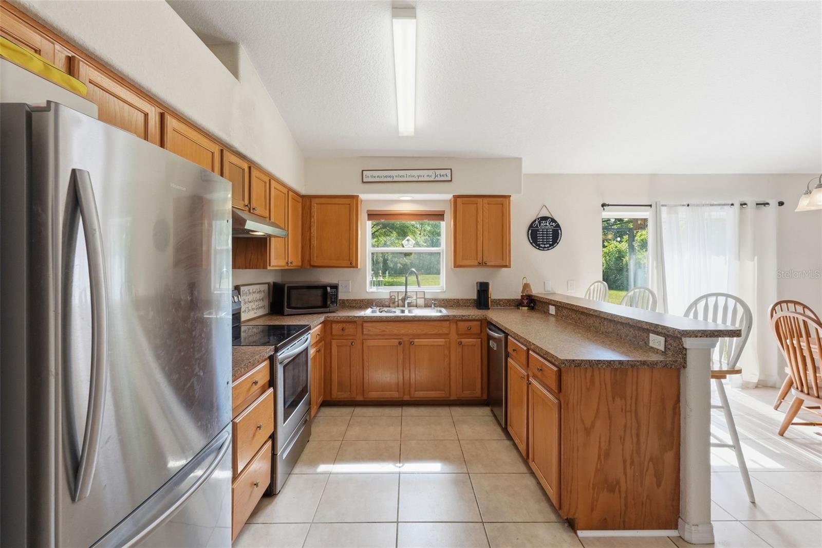 RIVER LAKES MANOR UNIT 01 - Residential
