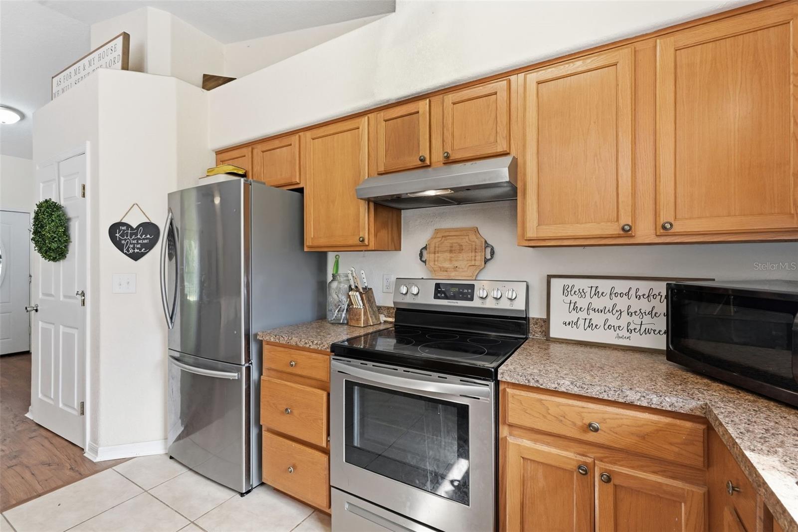 RIVER LAKES MANOR UNIT 01 - Residential