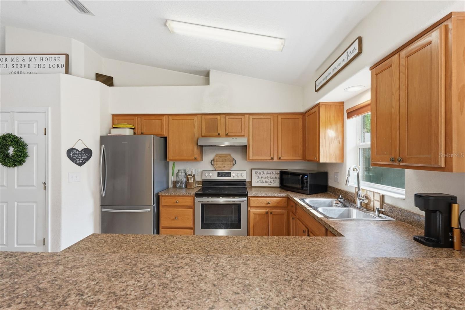 RIVER LAKES MANOR UNIT 01 - Residential