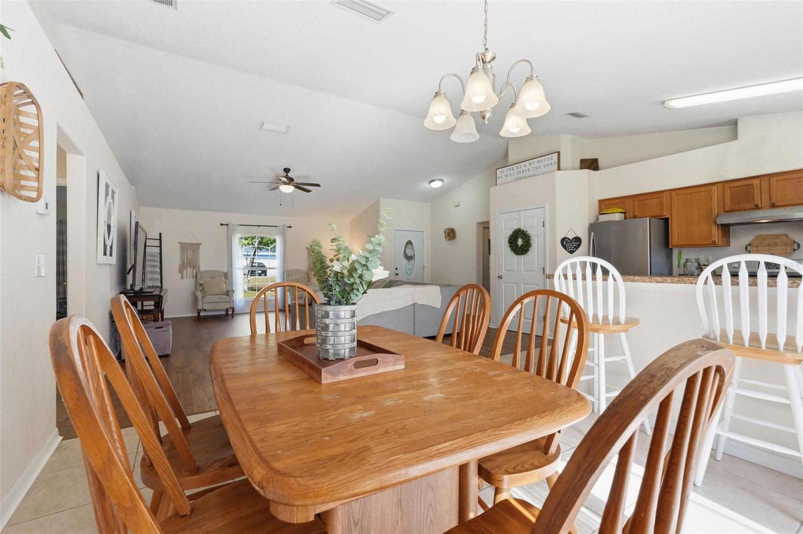 RIVER LAKES MANOR UNIT 01 - Residential