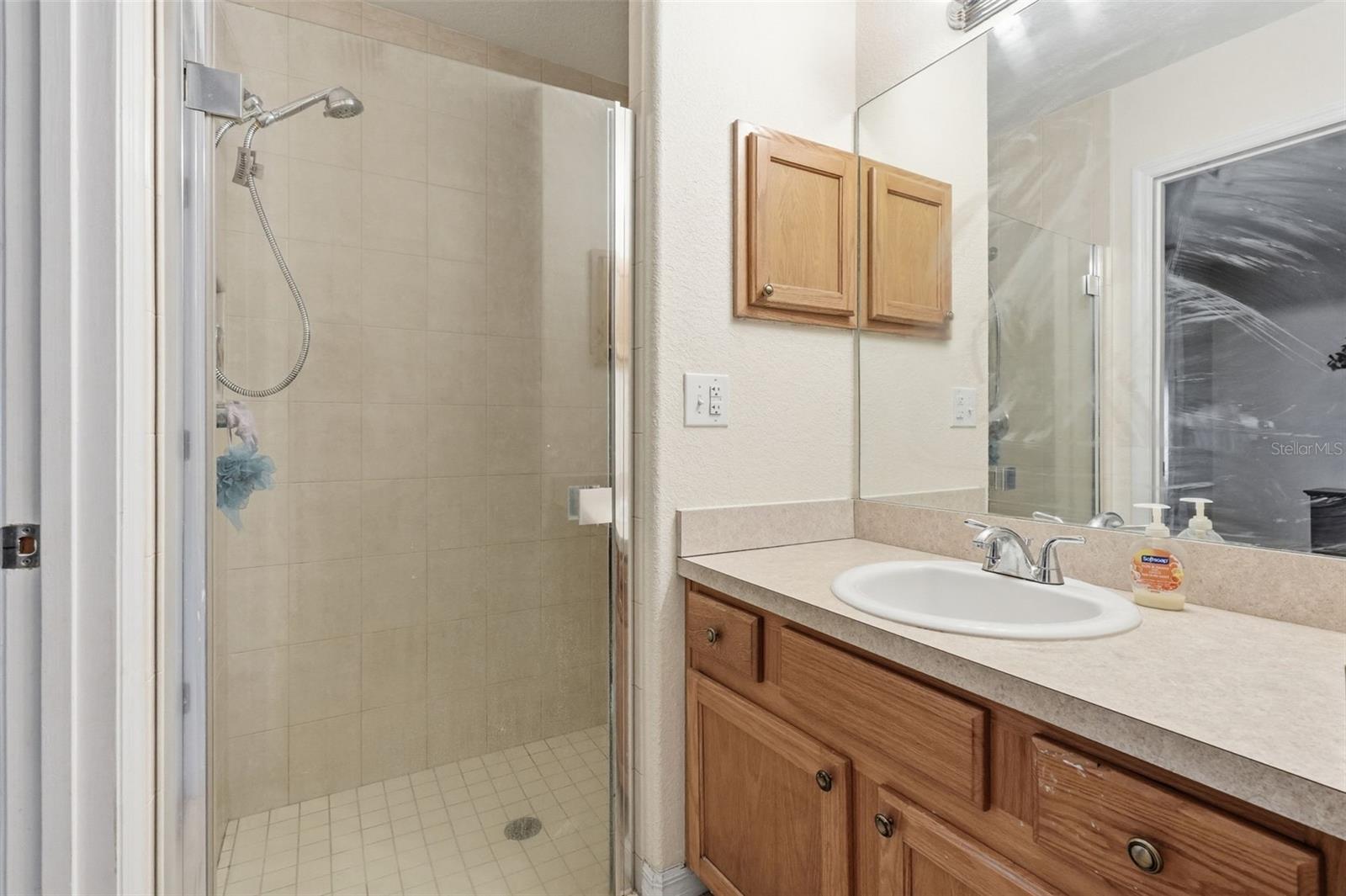 RIVER LAKES MANOR UNIT 01 - Residential