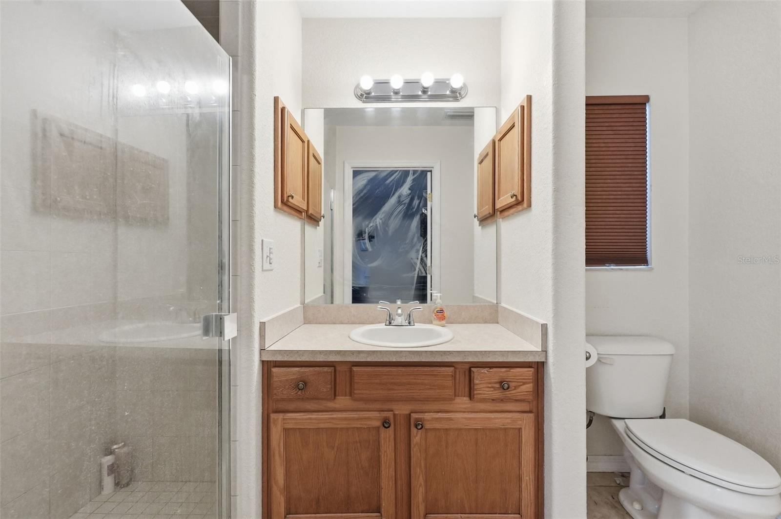 RIVER LAKES MANOR UNIT 01 - Residential