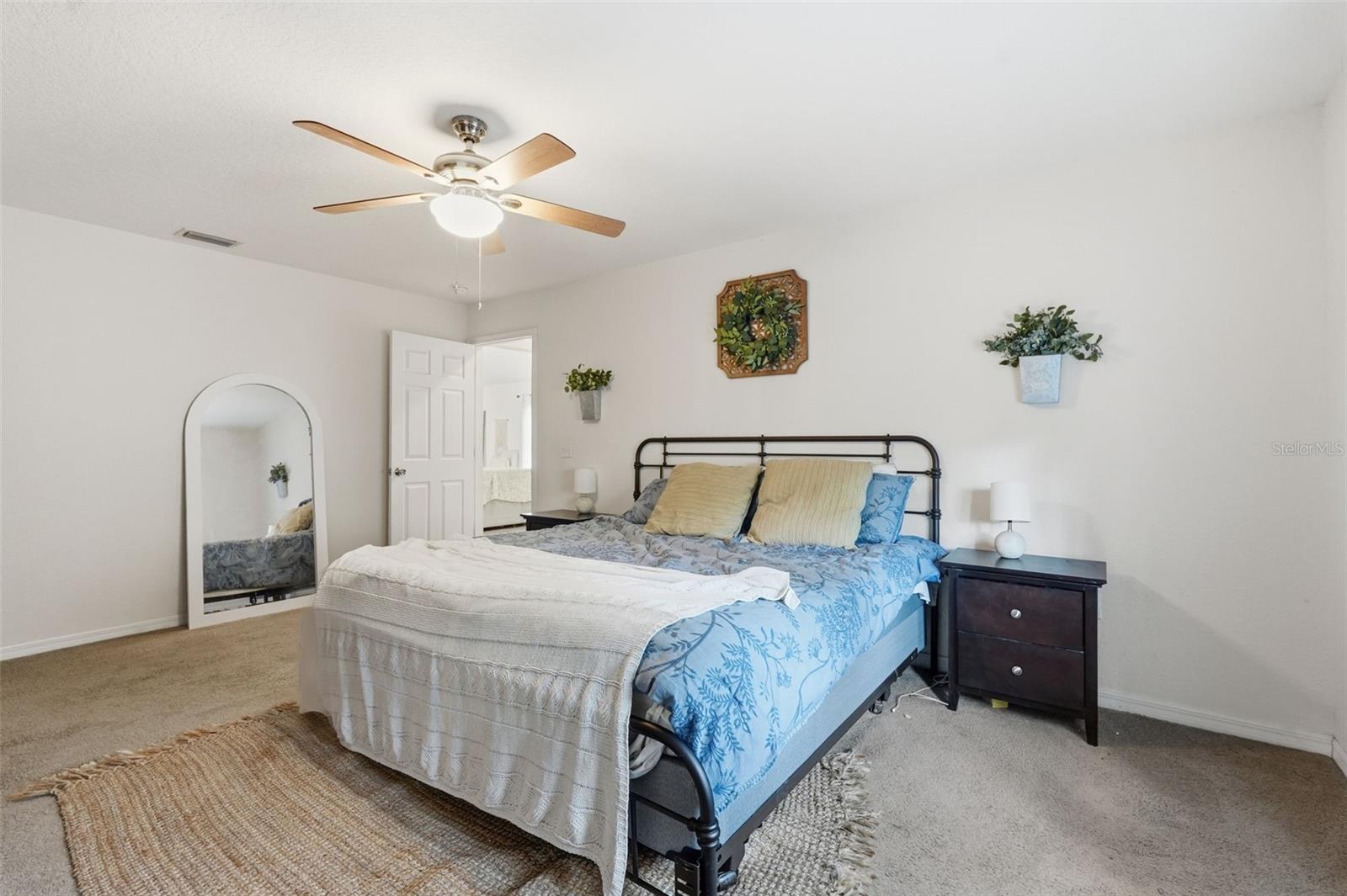 RIVER LAKES MANOR UNIT 01 - Residential
