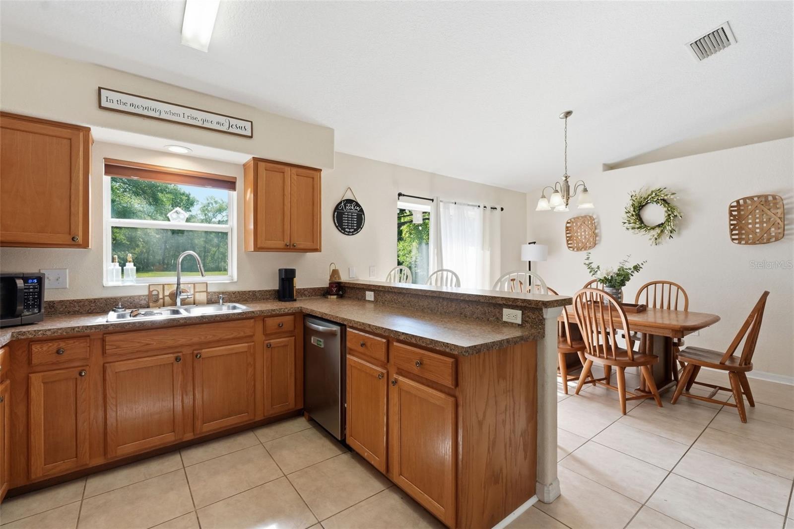 RIVER LAKES MANOR UNIT 01 - Residential