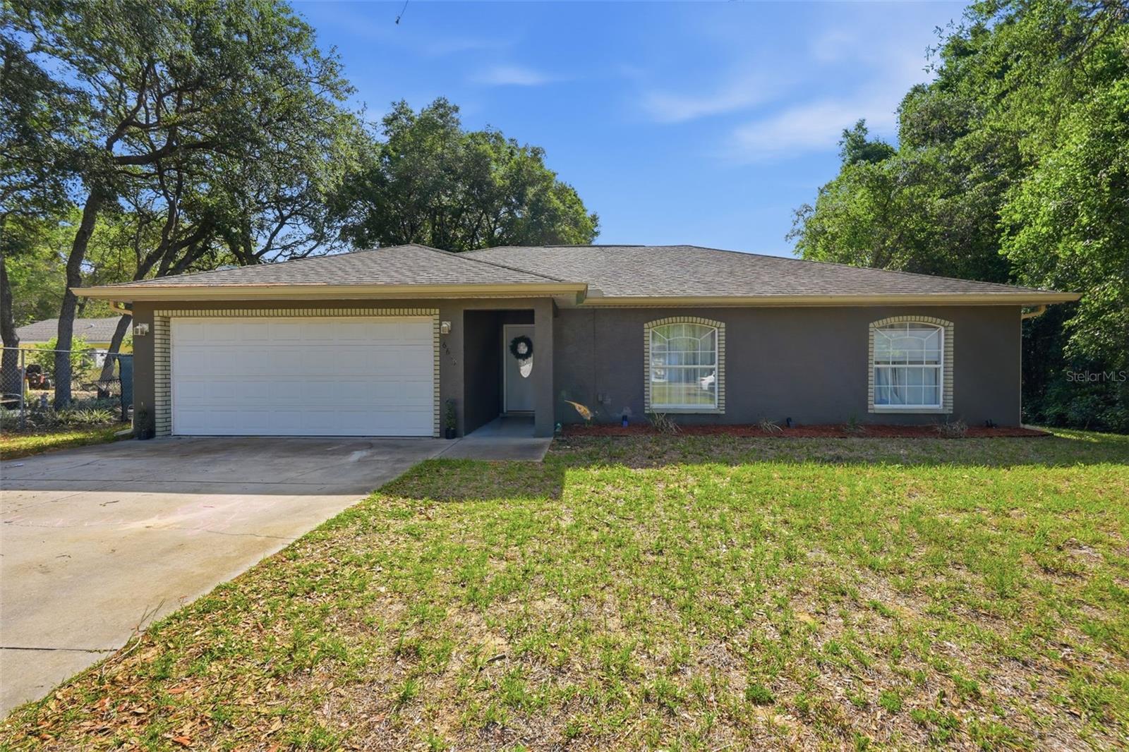 RIVER LAKES MANOR UNIT 01 - Residential