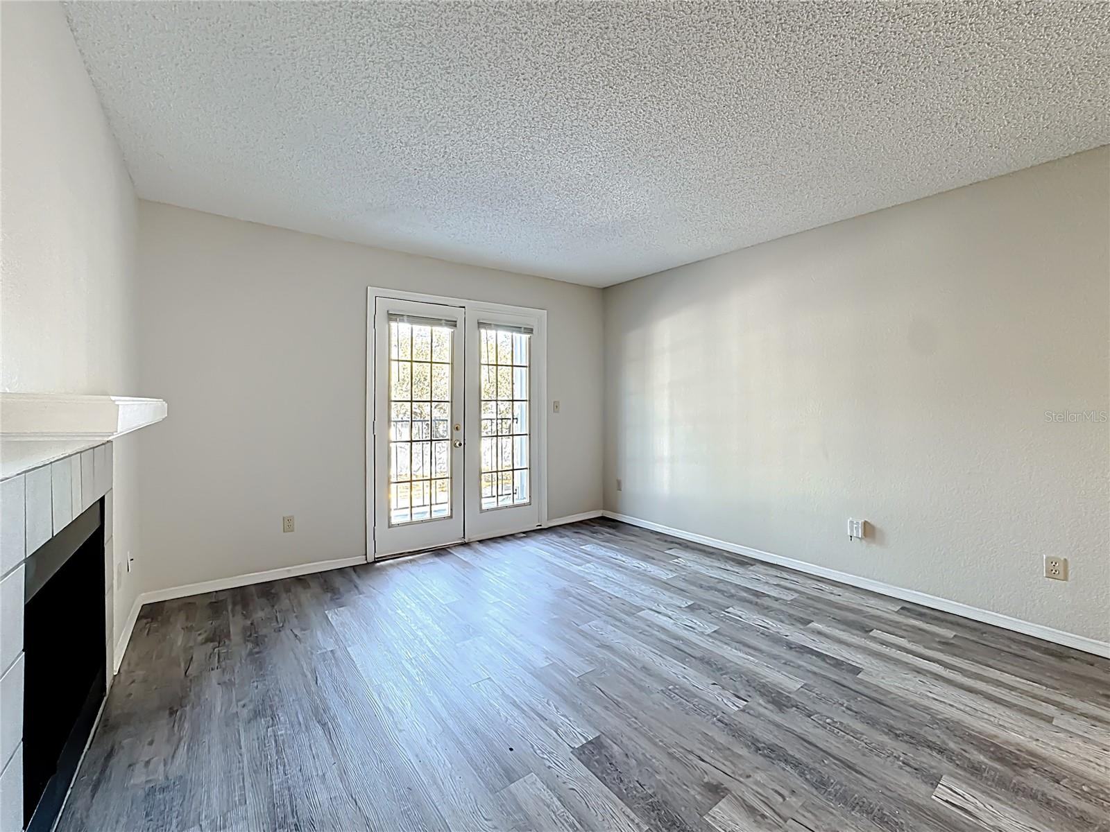 WATERFORD LNDG CONDO - Residential